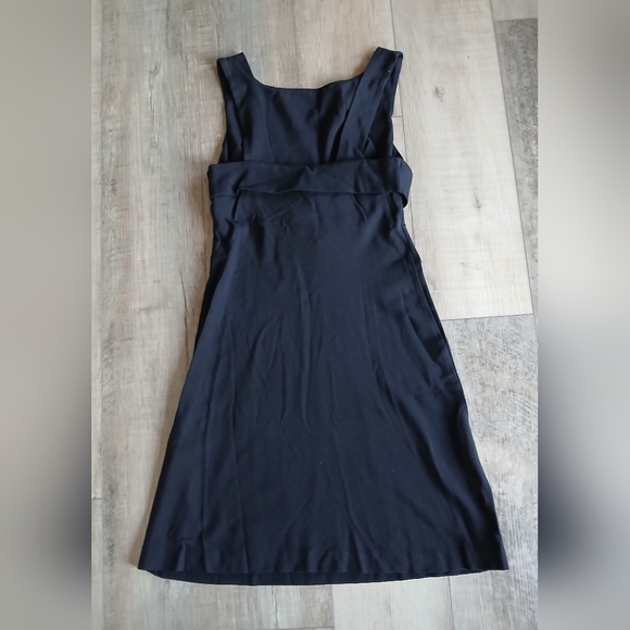 Diane Von Furstenberg dress in black, Size 4 - Picture 3 of 4